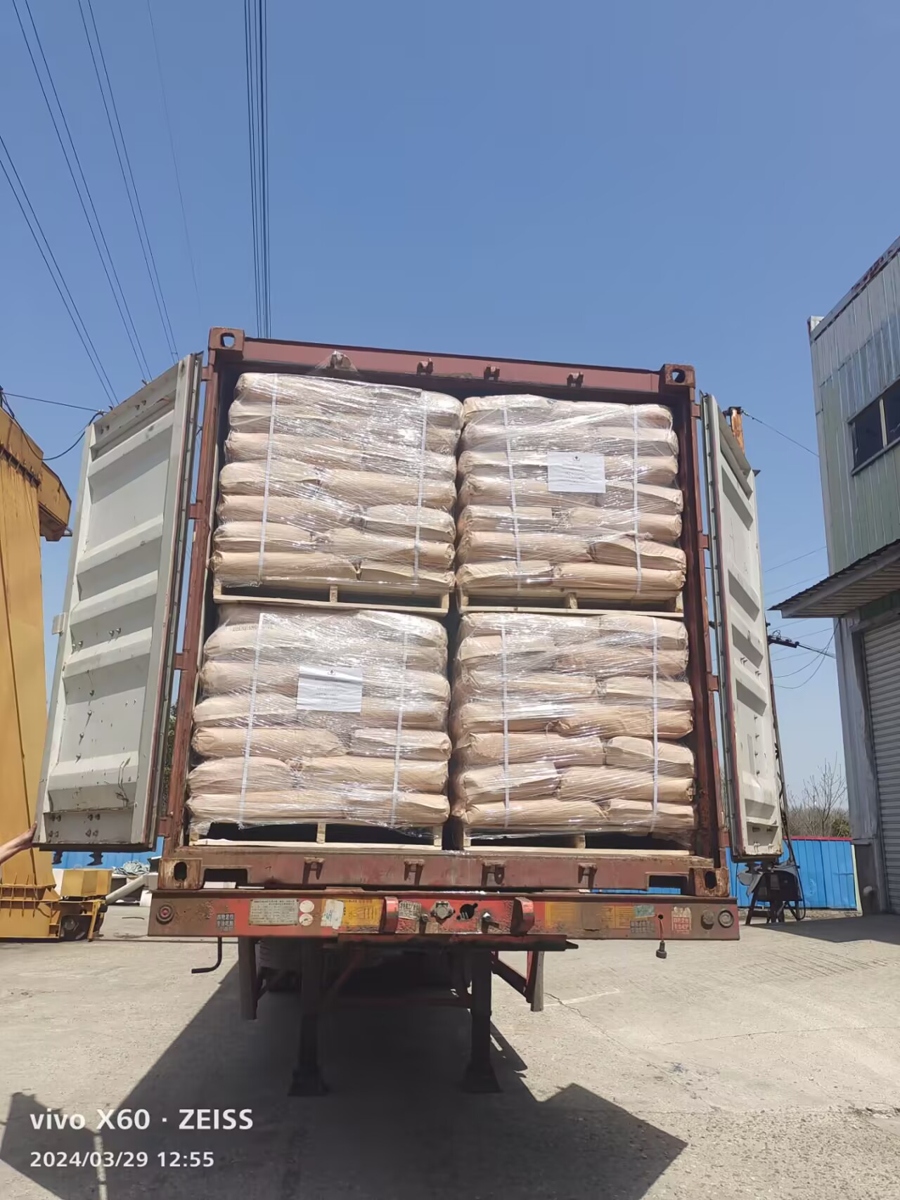 Bulk Ammonium Polyphosphate: Essential Flame Retardant for Industrial and Agricultural Use